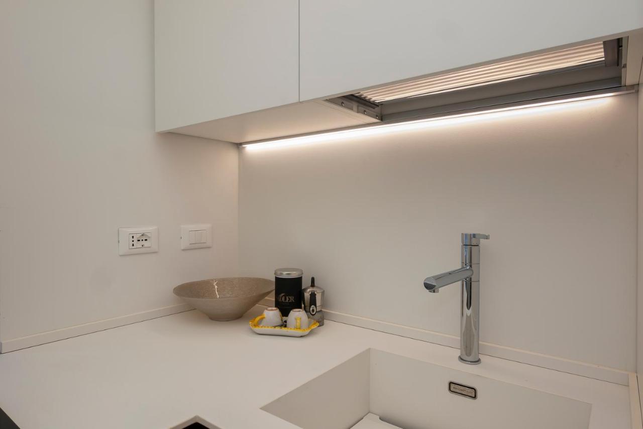 Luxury Apartment Near Arco Della Pace Guerrazzi 9 Milán Exteriér fotografie